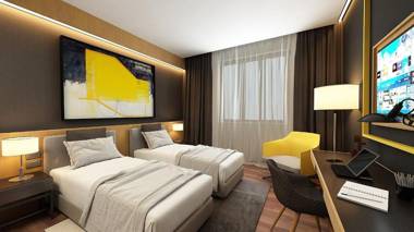 Maccani Black Luxury Suites