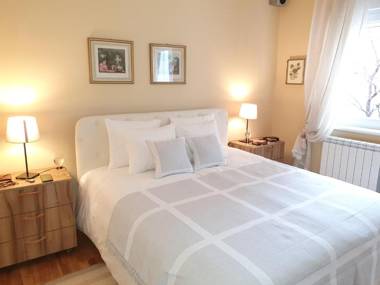 St Sava Temple - Smiljaniceva Urban Downtown Apartment