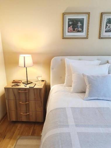 St Sava Temple - Smiljaniceva Urban Downtown Apartment