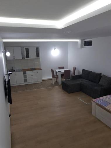 Apartman Viktor 2 Jacuzzi