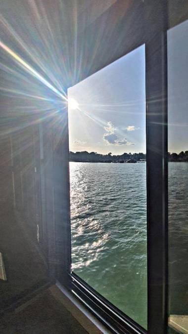 Monte Cristo villa on water