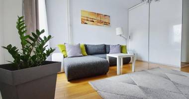 High White Apartments