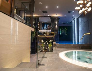 Marconio Wellness Private Pool & SPA - City Center