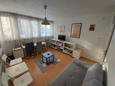 Garsonjera za jednu osobu B brdo for one person