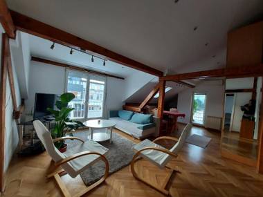 Sunlit lofty in the very heart of Knez Mihailova