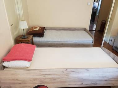 Private cozy room 2 with shared kitchen in appartment