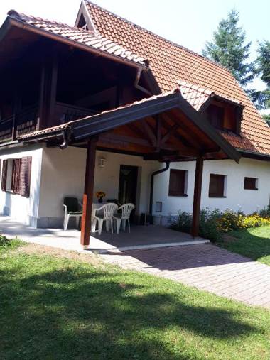 Apartmani U Borovoj Šumi