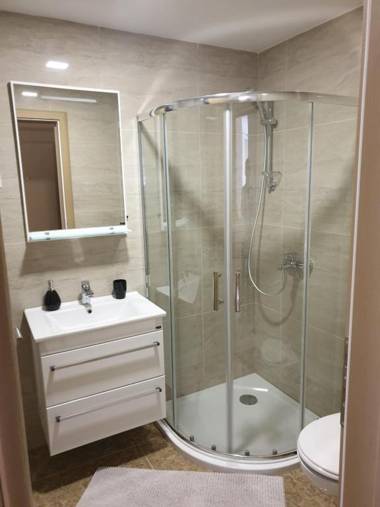 Lux Apartmani Milovanovic