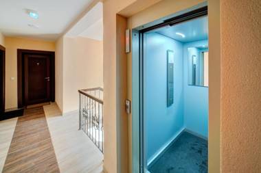 Apartment Grey Mountain