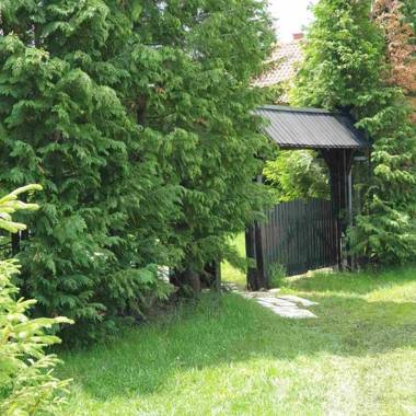 Planinska kuća sa dvorištem