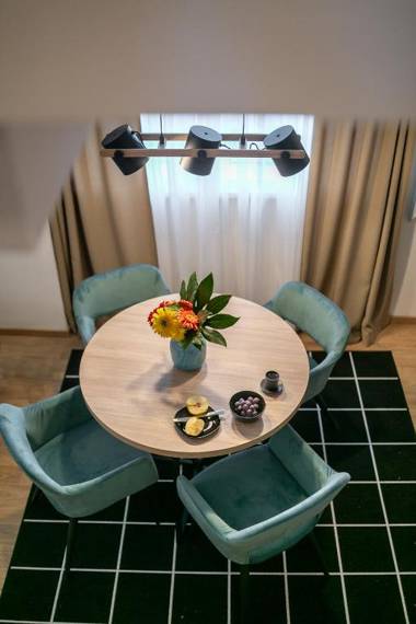 The Greens Family Suit