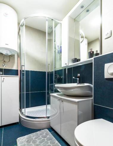 “Apartment Golden Peace”