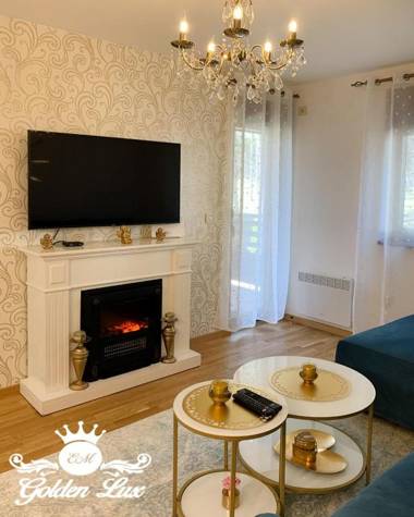 Apartman EM Golden Lux