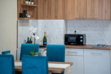 ISKRA Apartmani Gondola