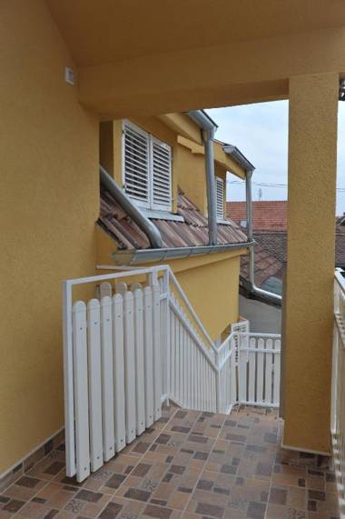 Golden House Apartments