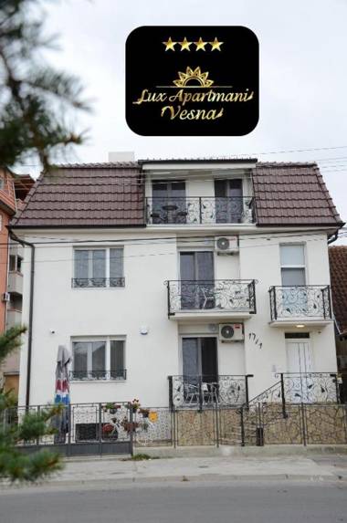 Lux Apartmani Vesna 2