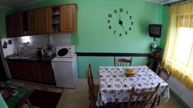 Apartment Roxana Vrdnik