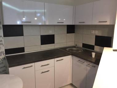 Triangle studio Divcibare