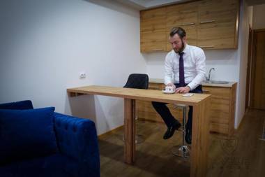 Pause Deni- Restoran i Prenociste