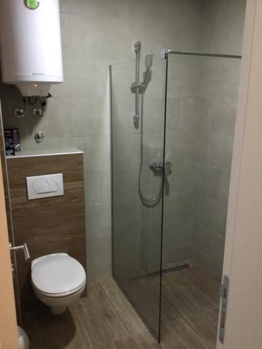 Milmari Apartman Janus P24 P25