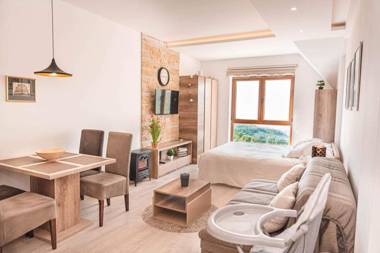 Yupendi P63 Milmari Resort Kopaonik