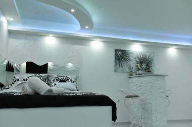 BELLA LUX APARTMAN (Sa hidromasaznom kadom)