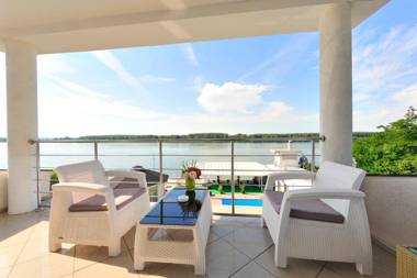 Apartments Villa Graf