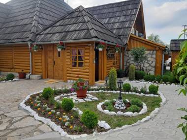 Etno Selo Moravski Konaci