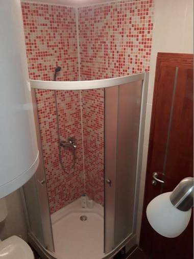 Prenociste Nikolas Grand