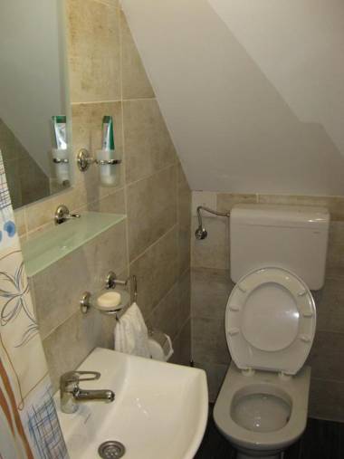 Prenoćište Day Holiday