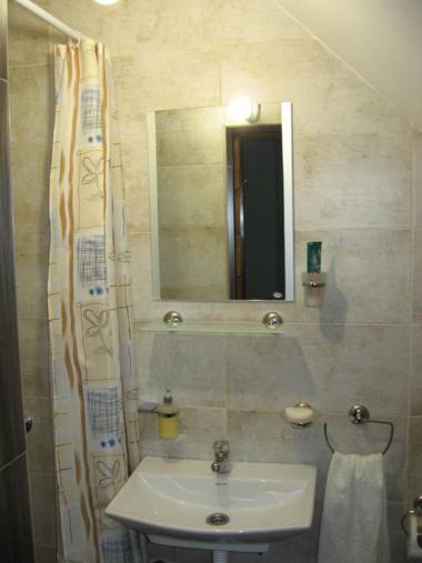 Prenoćište Day Holiday