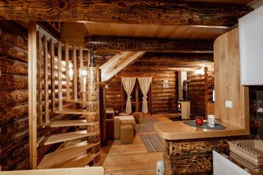 Zlatarske brvnare Zlatar Chalets