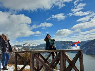 Vila ZLATARSKA PAHULJA --- apartman " BELE NOĆI "