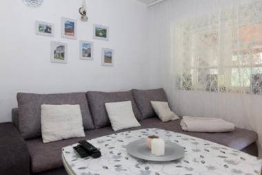 Kuca za odmor ANKA ZAOVLJANKA