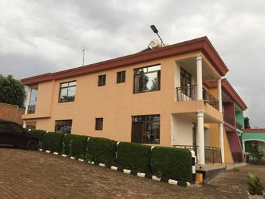 Romalo Guesthouse