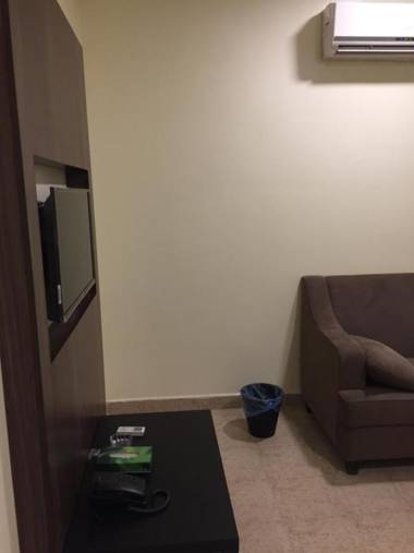 Danar Hotel Apartments 5