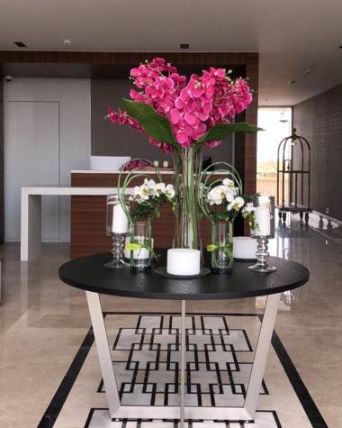 قولدن سكوير طريق الرياض Golden Square Riyadh Road