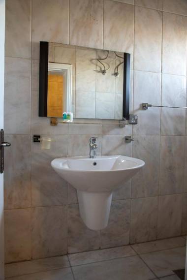 Al Nabarees Al Masi Hotel