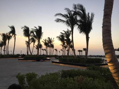 فلل الفنار اوريس الفندقية & مسابح خاصة & مسبح عام - الشاطئ الكورنيش الجديد