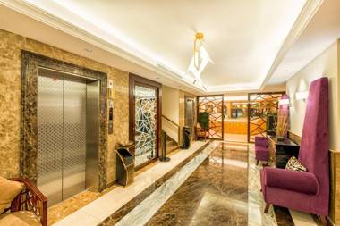 إليت الحمراء - فرع الأندلس