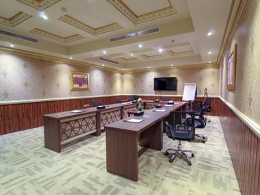 Lotaz Hotel - Al Shatea