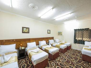 Al-Mukhtara Tower - Economy