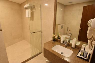 Zaha Al Munawara Hotel