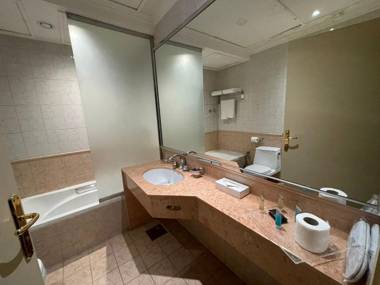 Al Diafah Hotel Suites