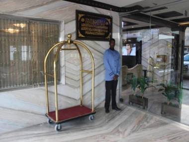 Ramada-Sa Ishbilya Apartment