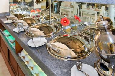 Golden Dune Hotel & Suite