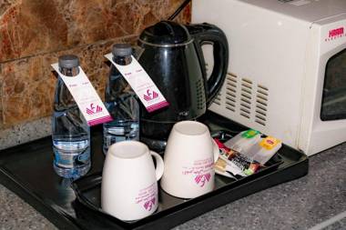 Al Farhan Suites Ishbillia