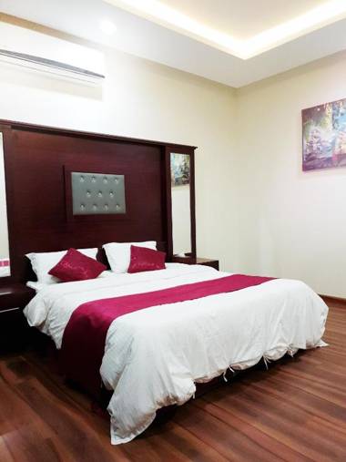 ليلتي الرياض فرع اليرموك