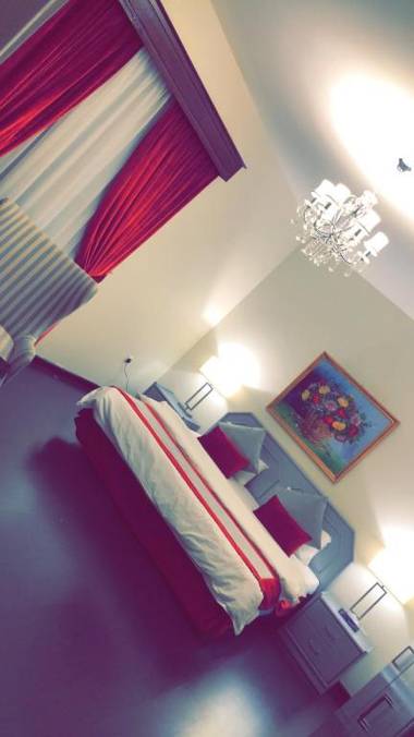 Sixty Three Hotel Suites