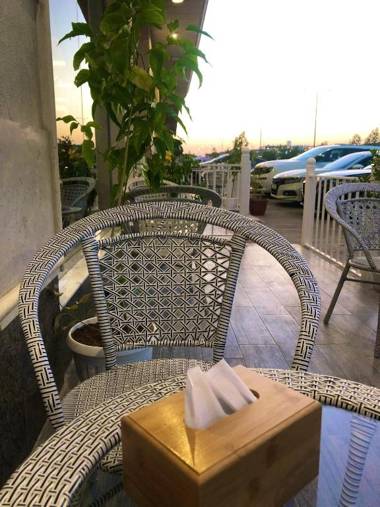 Nozoul Al Nakhil Aparthotel